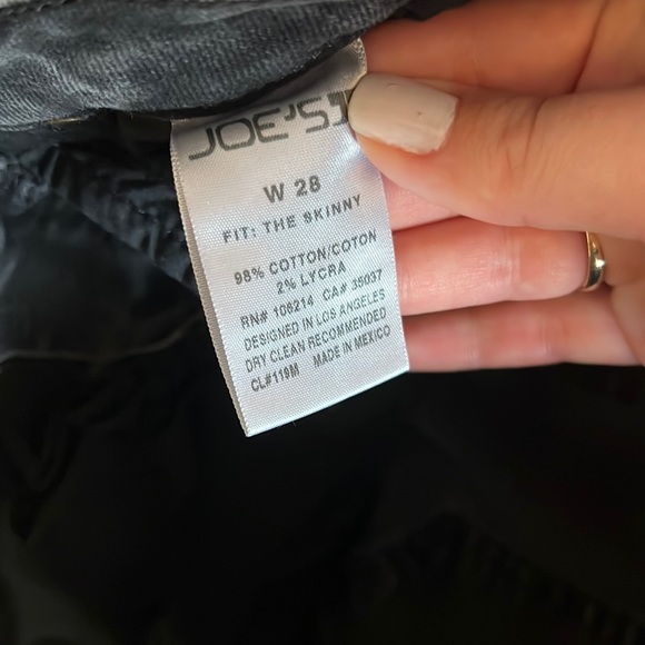 Distressed black Jeans - Picture 3 of 3